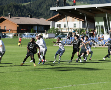 Qarabağ'dan bir gündə iki heç-heçə
