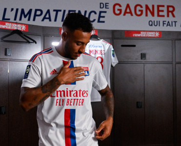 Bavariya'dan ayrılan futbolçuya Fransa klubunda