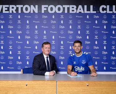 Everton'dan ilk transfer