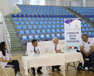 İcra başçısı boccia idman federasiyasının atletləri ilə görüşüb