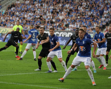 Qarabağ Lex'ə ilk oyunda məğlub oldu