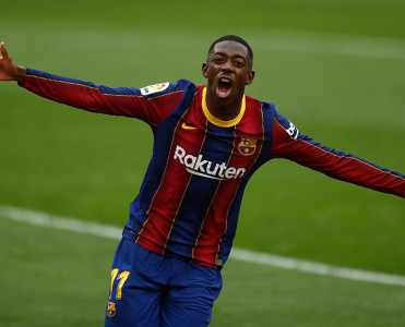 Dembele daha 2 il Barselona'da