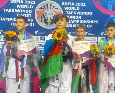 Azərbaycanlı taekvondoçu dünya çempionu oldu