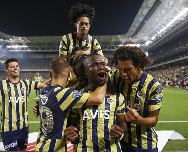 Fənərbaxça'dan inamlı qələbə