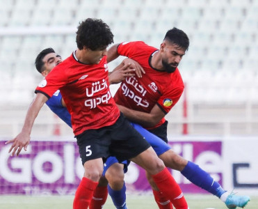 Traktor doğma meydanda uduzdu