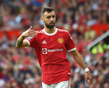 Fernandes Salahı geridə qoydu