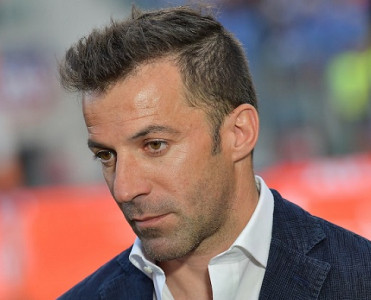 Del Pyero Azərbaycanda oynamış keçmiş futbolçunun oğlunu təriflədi