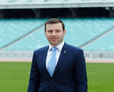 Elxan Məmmədov FİFA prezidenti ilə Almaniyaya getdi