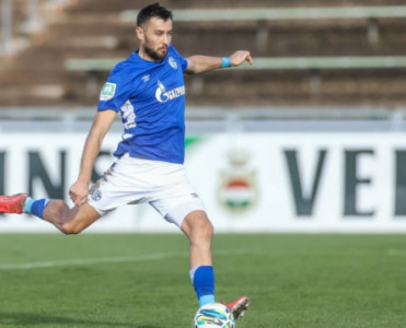 Dadaşov qol vurdu, komandası darmadağınla qalib gəldi