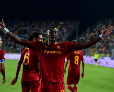 Roma'dan çətin səfər qələbəsi