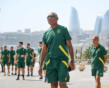 Nant'ın Bakı gəzintisi və mərkəzi arenada son məşqi - VİDEO