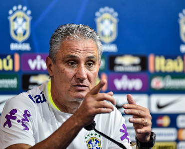 Tite tunisliləri ittiham etdi – Neymara görə