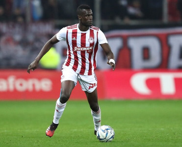 Olimpiakos'un daha bir futbolçusu Qarabağ'la oyunu buraxacaq