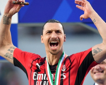 Zlatan İbrahimoviç komediya serialına çəkiləcək