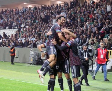 Beşiktaş'a 1 qol bəs etdi