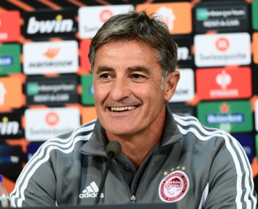 Qarabağ'dan top almaq asan deyil - Miçel Qonsales