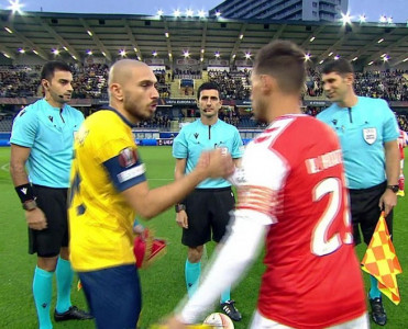 Ağayevin idarə etdiyi Avroliqa matçında 6 qol, 4 sarı