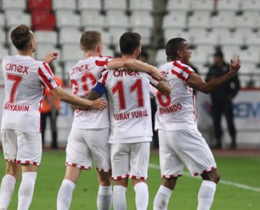 Antalyaspor'dan əzmkar qələbə