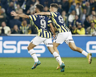 Fənərbaxça'dan çətin qələbə