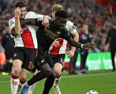 Arsenal xal itirdi, Tottenhem uduzdu