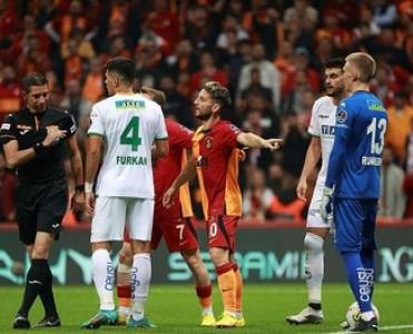 Qalatasaray qələbəni əldən verdi