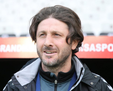 Super Liqa klubunda yeni baş məşqçi