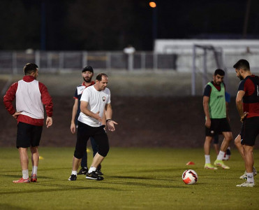 Hər məğlubiyyət bizi daha da gücləndirməlidir