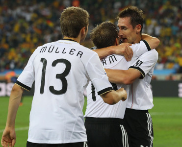 Mundiallar tarixində ən çox başla qol vuran futbolçular