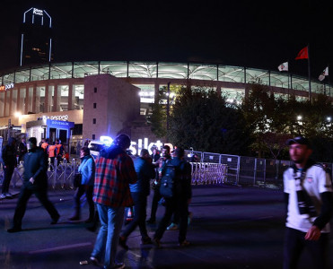 Beşiktaş'ın oyunu təxirə salındı - İstanbuldakı partlayışa görə