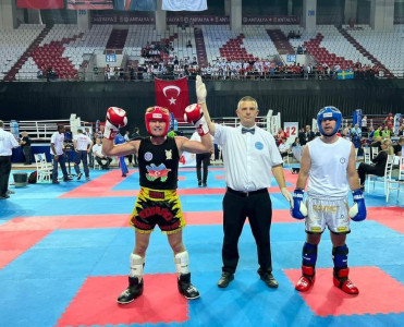 Eduard Məmmədov üçün Avropa çempionatında iki final