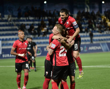 Qəbələ üç əskiklə çalışır