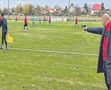 Tapançaya görə ömürlük futboldan uzaqlaşdırıldı - Macar futbolçu