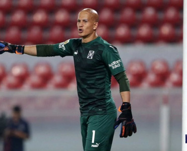 Milli ilə DÇ-na yollanan qapıçıya ağır itki