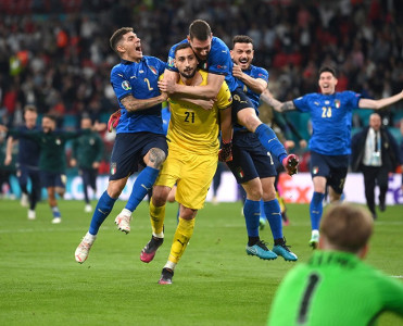 Dünya çempionatını kənardan izləmək çox çətindir