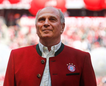 FİFA prezidentini futbol üçün fəlakət hesab edirəm