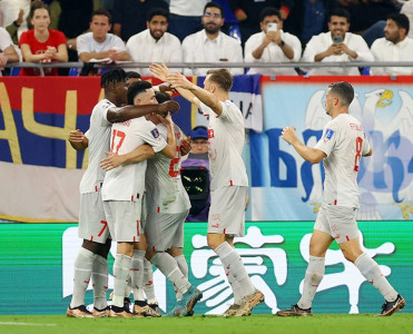 İsveçrə tarixi rekorda şərik oldu