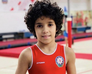 Azərbaycanlı gimnast Rusiyada qızıl medal qazandı