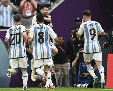 DÇ-2022: Argentina və Xorvatiya yarımfinalda!