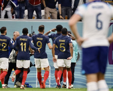 Fransa 24 il sonra bunu bacardı