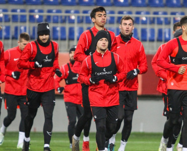 Neftçi Zirə ilə oyuna hazırlığı yekunlaşdırdı