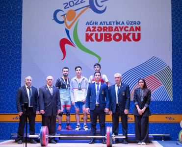 Günə Turan Əliyevin qələbəsiylə yekun vuruldu