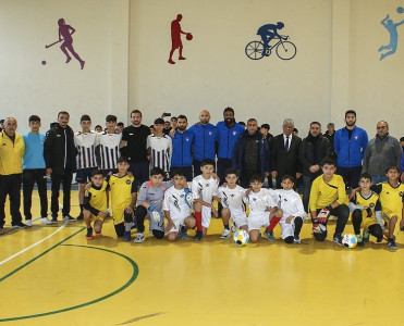 Turan Tovuz daha bir orta məktəbin qonağı oldu