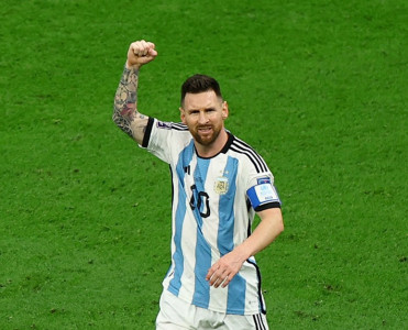 Messi PSJ ilə yeni müqavilə imzalayacaq