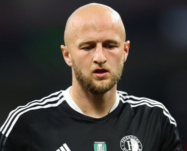 Feyenoord'un futbolçusu millimizlə oyunu buraxacaq