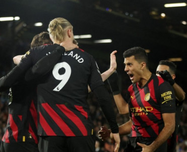 Mançester Siti'dən səfərdə inamlı qələbə