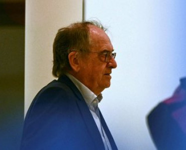 Federasiya prezidenti istefaya göndərildi