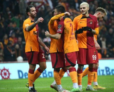 Qalatasaray'dan darmadağın