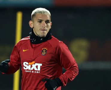 Qalatasaray'a müvəqqəti transfer qadağası qoyuldu