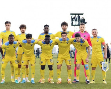 Kəpəz'dən serblərlə qolsuz heç-heçə