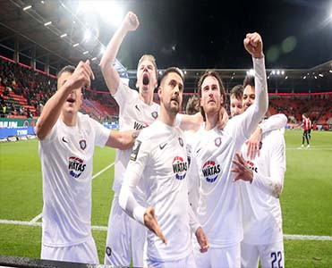 Nazarov Ersgebirge'yə qələbə qazandırdı